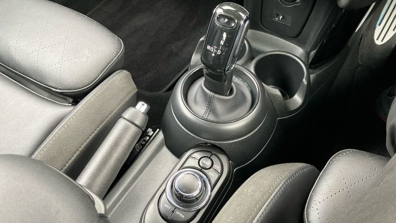 MINI Hatchback 2.0 Cooper S Sport 3dr Auto Petrol Hatchback